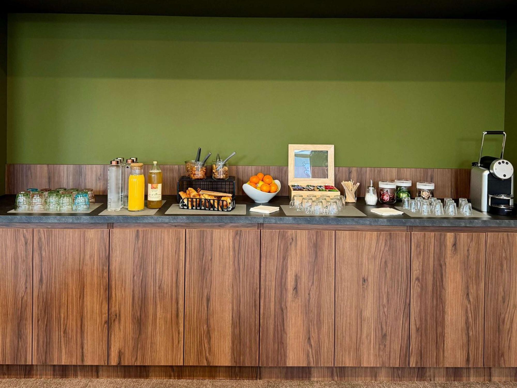 Ibis Styles Angouleme Nord - Hotel Restaurant Champniers  Exterior foto